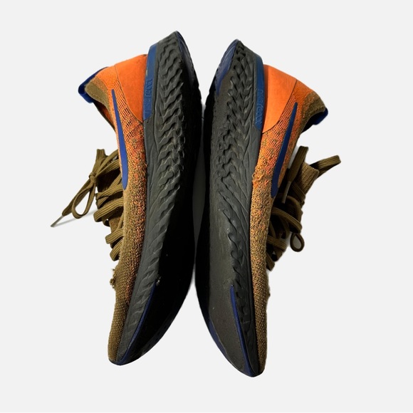 NIKE Epic React Men's Flyknit Sneakers Multicolor Size Mens Size 7 - Picture 2 of 9